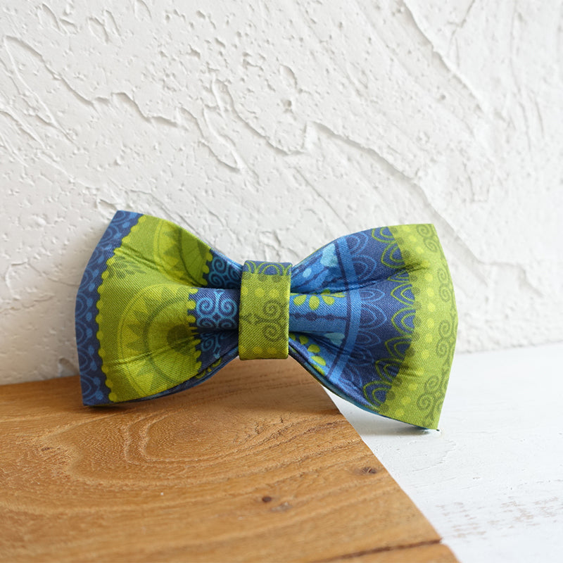 Custom Folk Yellow Dog Collar Bow Tie Set